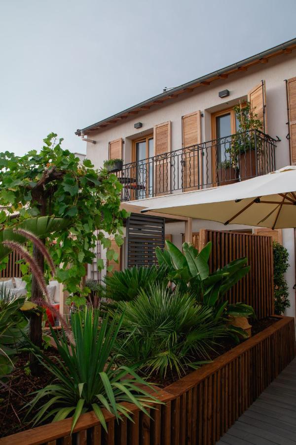 Unique Boutique Hotel Antibes Juan-Les-Pins Екстериор снимка
