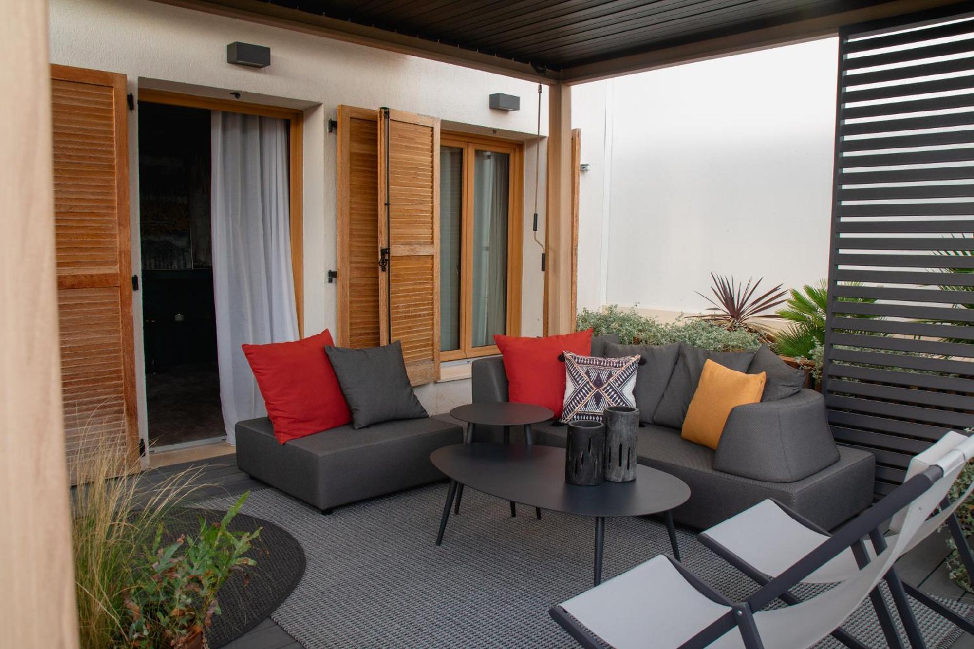 Unique Boutique Hotel Antibes Juan-Les-Pins Екстериор снимка